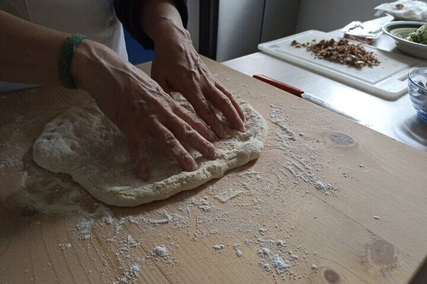 Ostuni Pizza Cooking Class Cooked in a Wood-Fired Oven