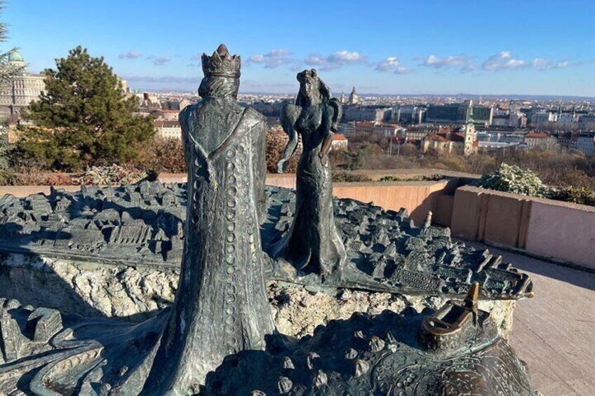 Buda and plague meet symbolically