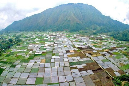 Lombok | NORTH WATERFALLS TOUR & SEMBALUN, RINJANI VIEW