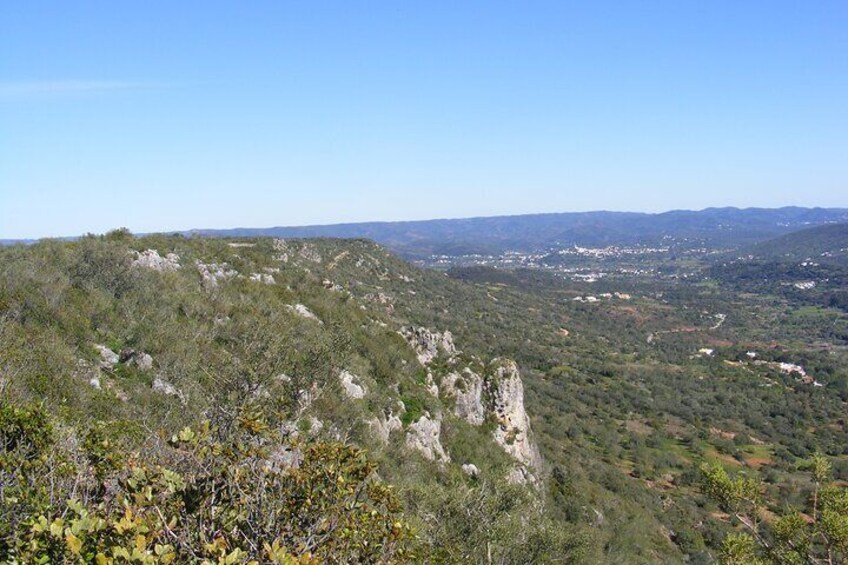 Guided Tour to the Geological Monument of Rocha da Pena