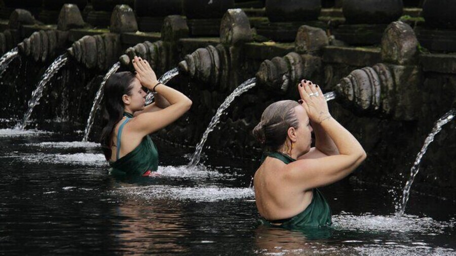 Melukat Ceremony at Tirta Empul Temple