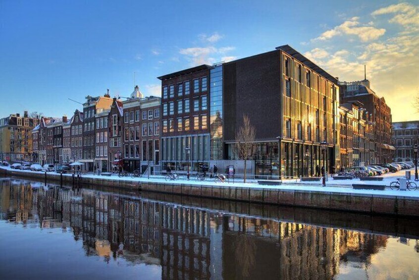 Anne Frank Amsterdam Jewish History and WWII Semi Private tour