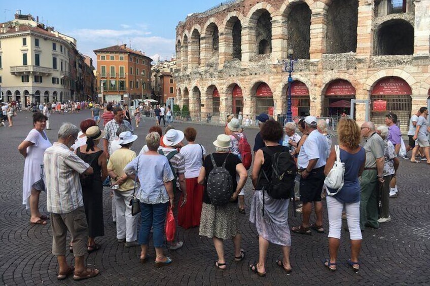 Arena di Verona Opera Package - Ticket, 1h City guide, Public Transport