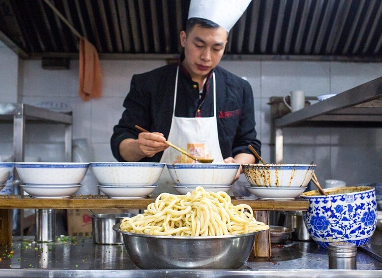 Picture 10 for Activity Chengdu: Hidden Dishes and Beers UNESCO Food Evening Tour