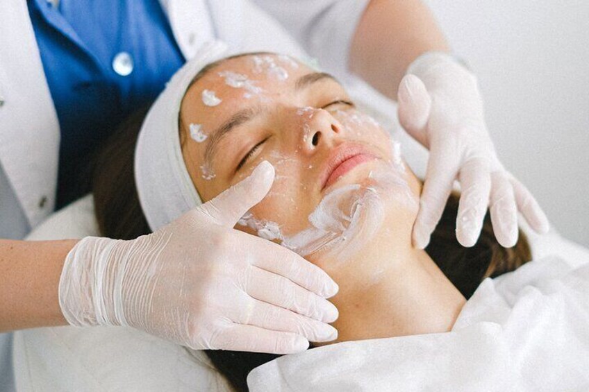 Tropical Glow Massage & Facial Combo