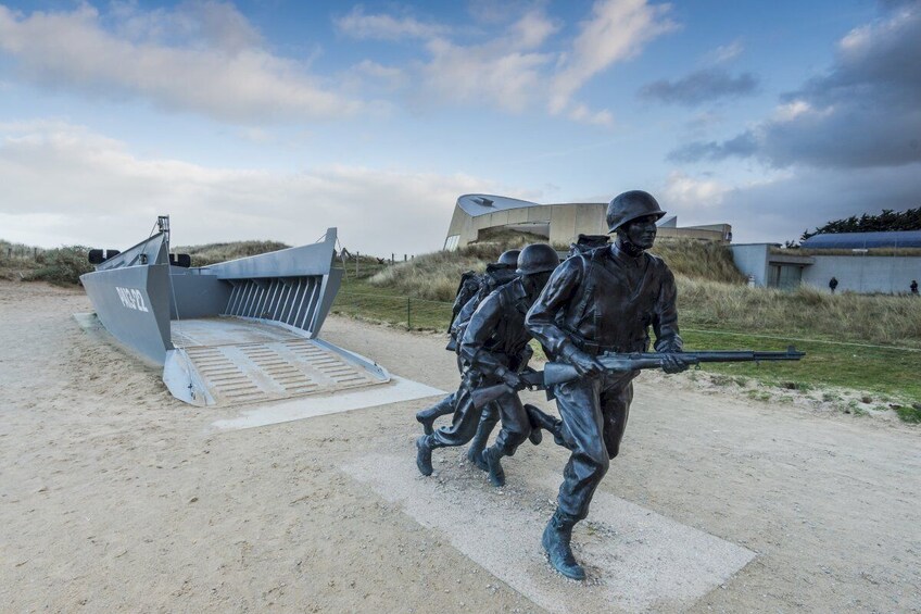 Normandy WWII Museums : Full Day guided tour from Bayeux