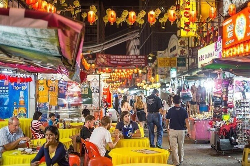 Private Kuala Lumpur Night Market & Food Exploration Tour