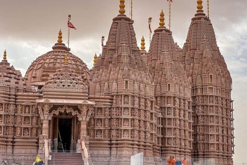 Private BAPS Hindu Mandir Abu Dhabi Tour