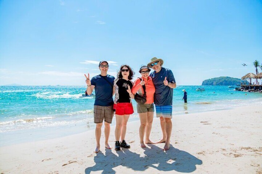 Robinson Tour By Private Speedboat with BBQ Lunch