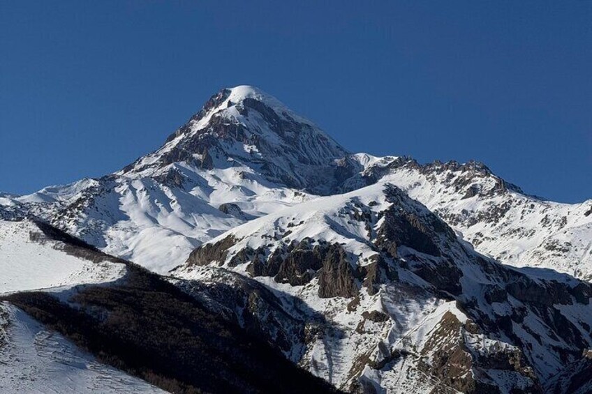 Trip to Kazbegi Mountains Zhinvali, Ananuri, Gudauri andKazbegi 