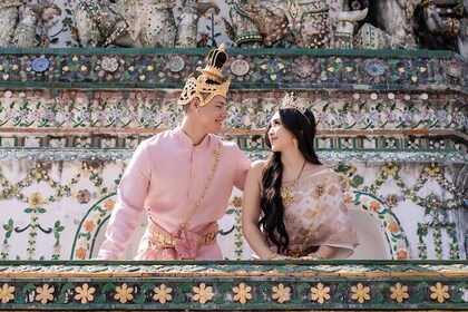 Thai Costume Photography at Wat Arun/Pho Temple: Bangkok