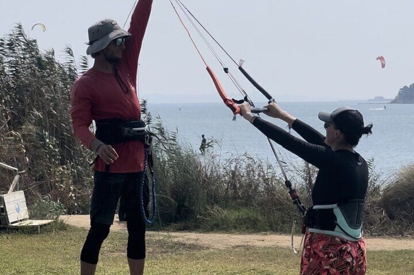 Beginner Kitesurfing course 6 hrs of individual lessons for 3days