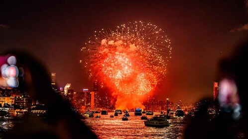NYC: 4th of July Fireworks Party Cruise with Dinner & Drinks