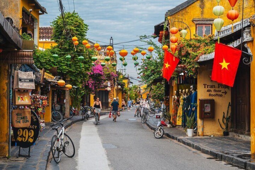 8 days 360° Vietnam Adventure from Hanoi