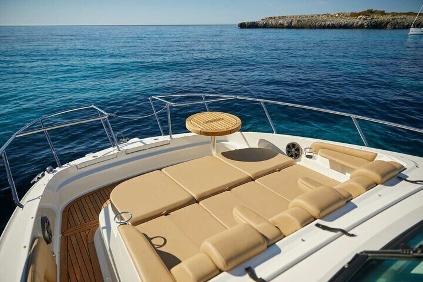 Private Luxury Yacht Morning Cruise