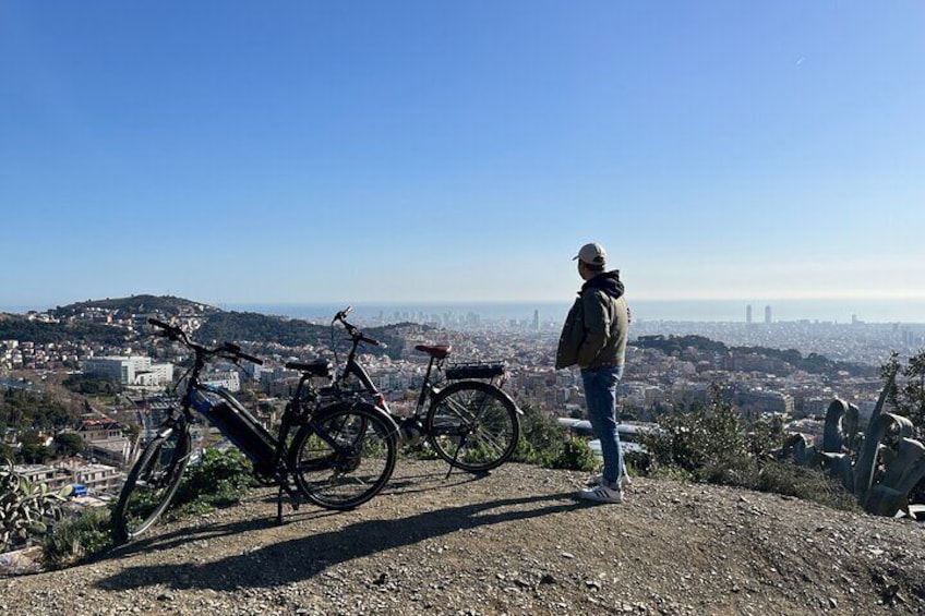 Barcelona to Tibidabo: Hidden Gems and Scenic views E-Bike Tour