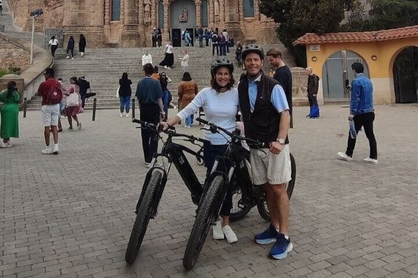 Barcelona to Tibidabo: Hidden Gems and Scenic views E-Bike Tour