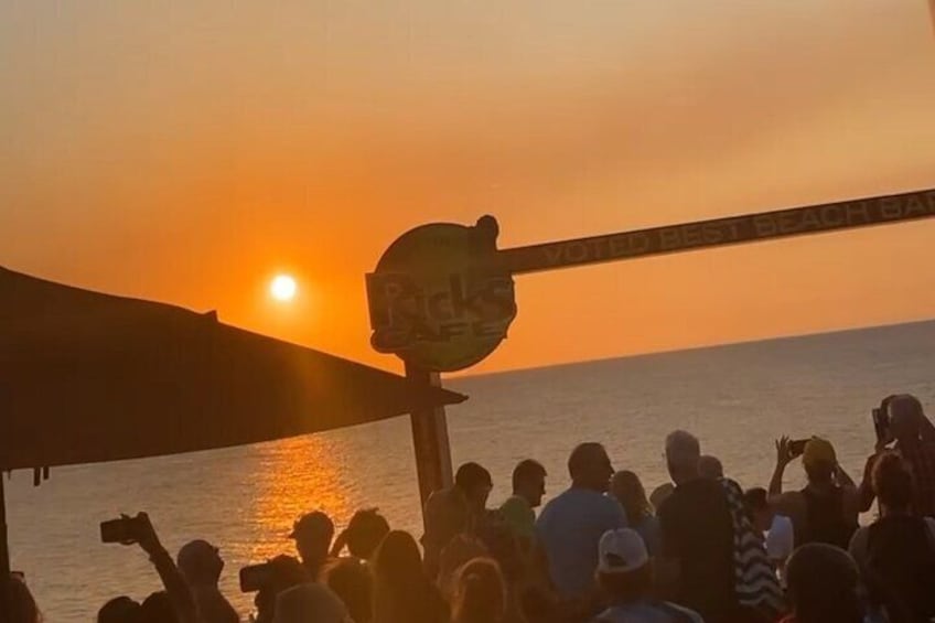 The beautiful sunset at Rick's Cafe in Negril.