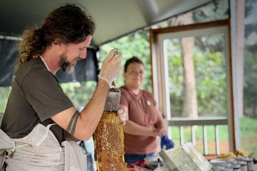 Kauai Honey and Bee Tour in Kapaʻa