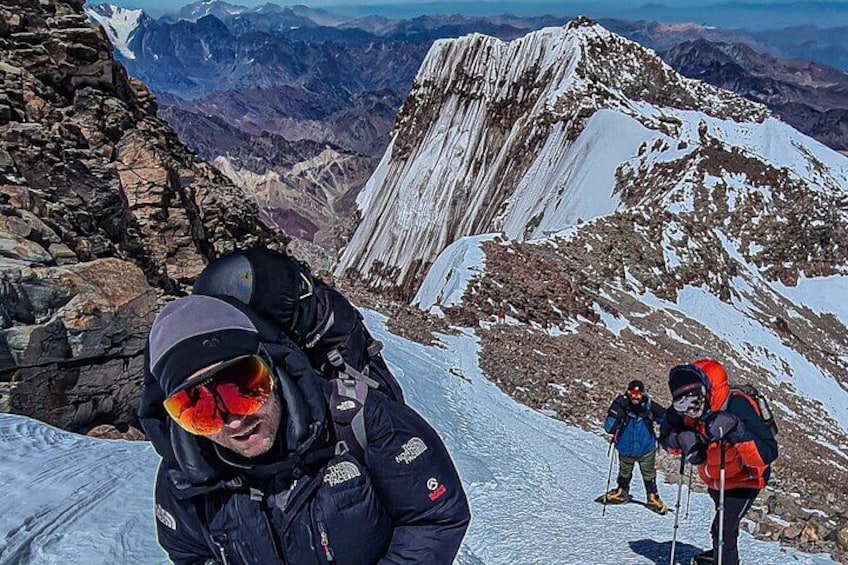 Aconcagua Expedition 6,962m The Highest Summit in South America