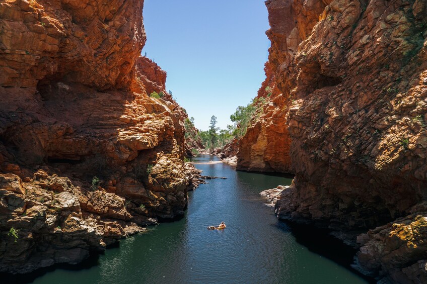 West MacDonnell Ranges Tjoritja Full-Day Tour with Lunch from Alice Springs