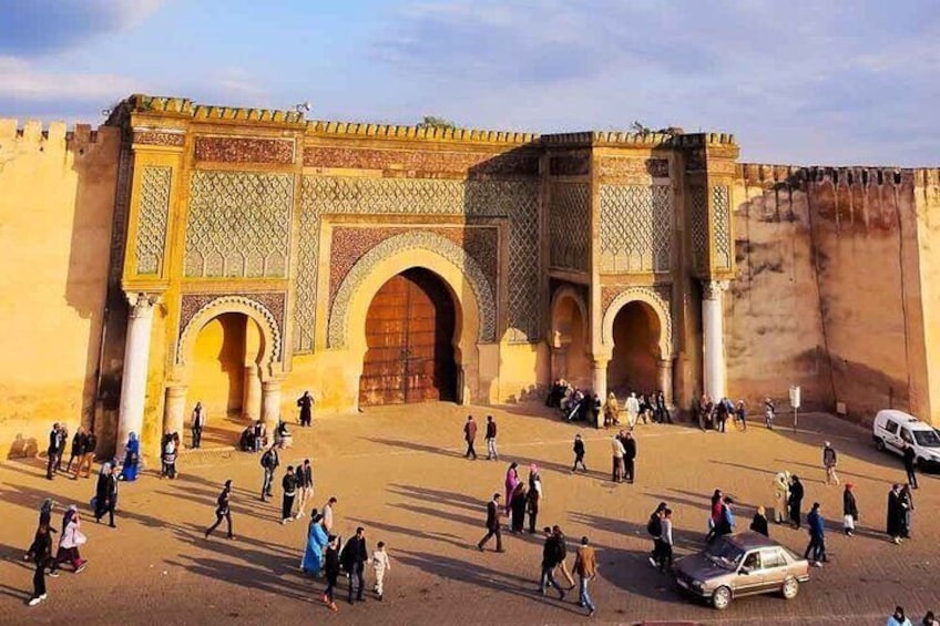 Full-day Historical Meknes Volubilis and Moulay Idriss Tour