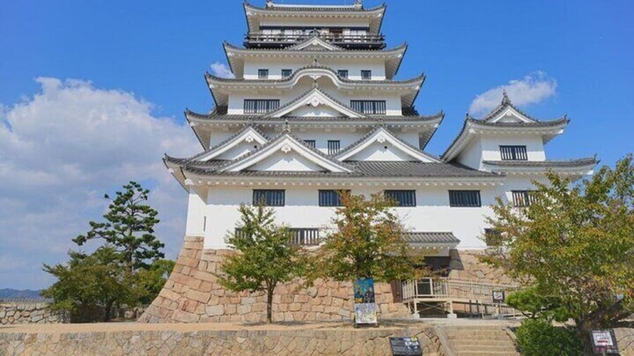 One Day Fukuyama Castle Tomonoura and Sensui jima Island Tour