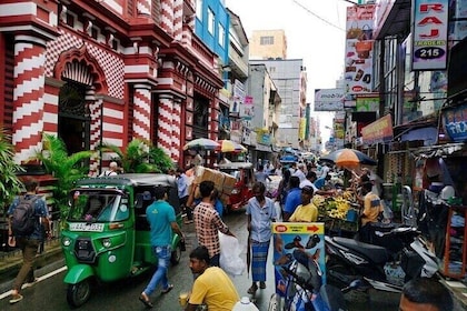 Colombo City Tuk Tuk Safari