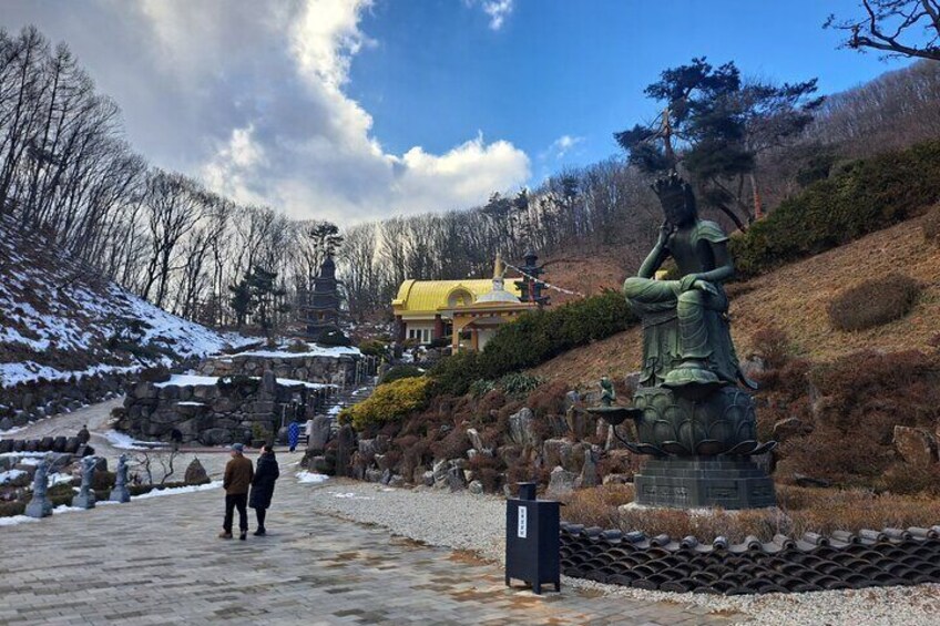 Waujeongsa Temple