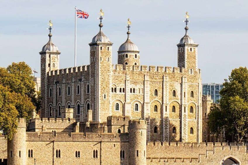 Towers of London and Crown Jewels Visit Tour