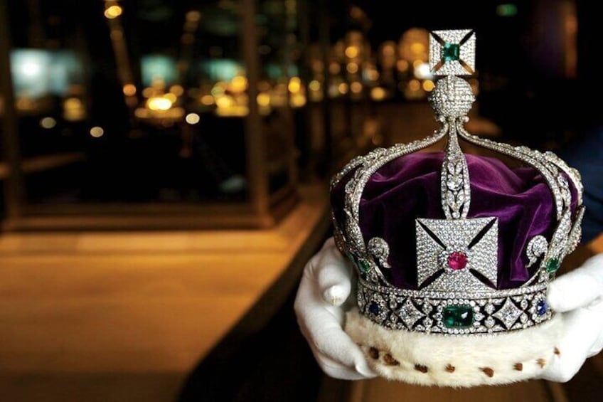 Towers of London and Crown Jewels Visit Tour