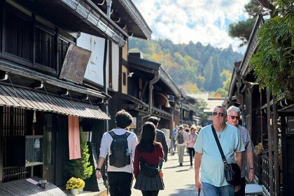 Customisable Takayama Private Half-Day Walking Tour