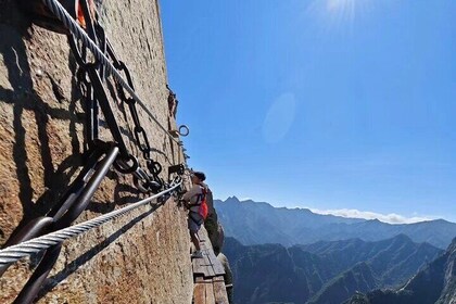 Xi'an Private Day Tour of Mt. Huashan