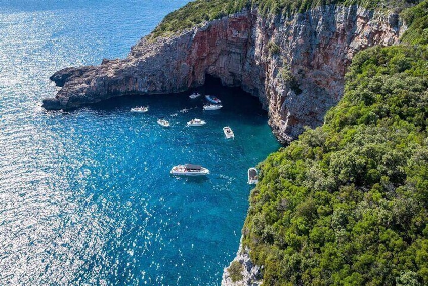  3hr Blue Cave, Submarine Tunnel, and Lady of the Rocks Tour