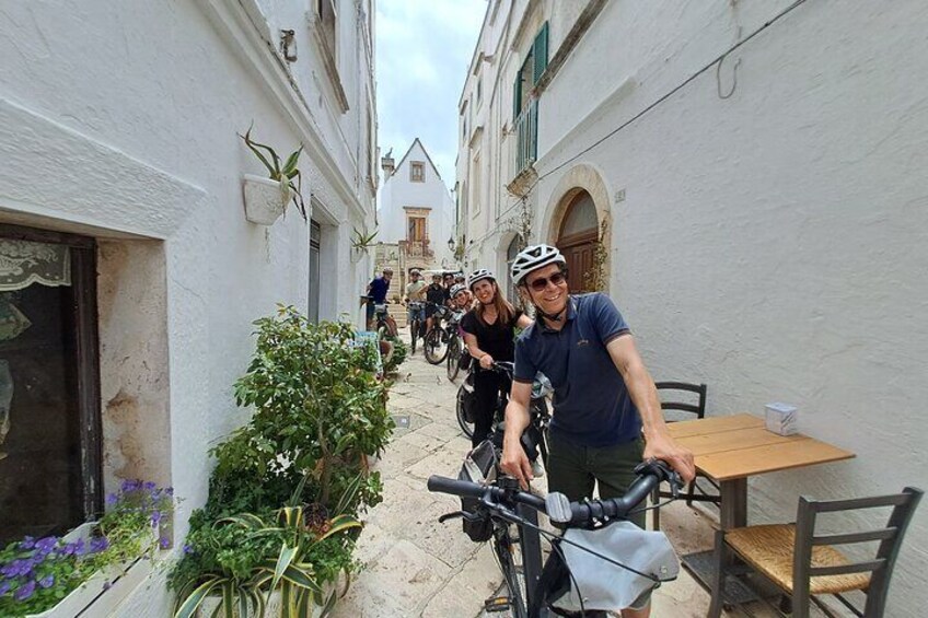 E-Bike tour between Martina Franca Locorotondo and Cisternino