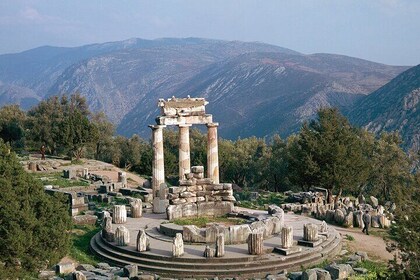 10 Hour Tour to Delphi and Thermopylae