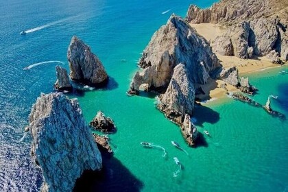 Private 3 Hour Snorkelling Tour with Arch Tour and Beach Time
