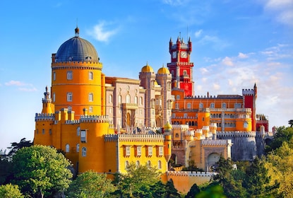 Lissabonista: Sintra, Nazaré ja Fátima päiväretki