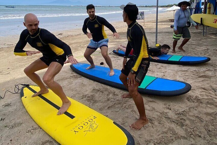 Group beginner lesson at Jimbaran Beach