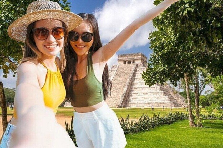 Tour to Chichen Itza with friends