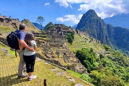 Tour to Machu Picchu by Train with Lunch from Cusco in One Day