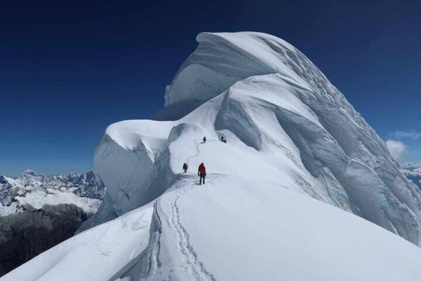 Nevado Chopicalqui Expedition 6,354 m Climbing Experience