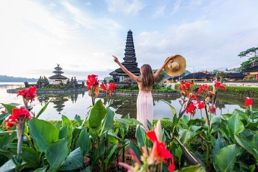 Bali Tanah Lot, Jatiluwih Rice Terraces, and Ulun Danu Beratan