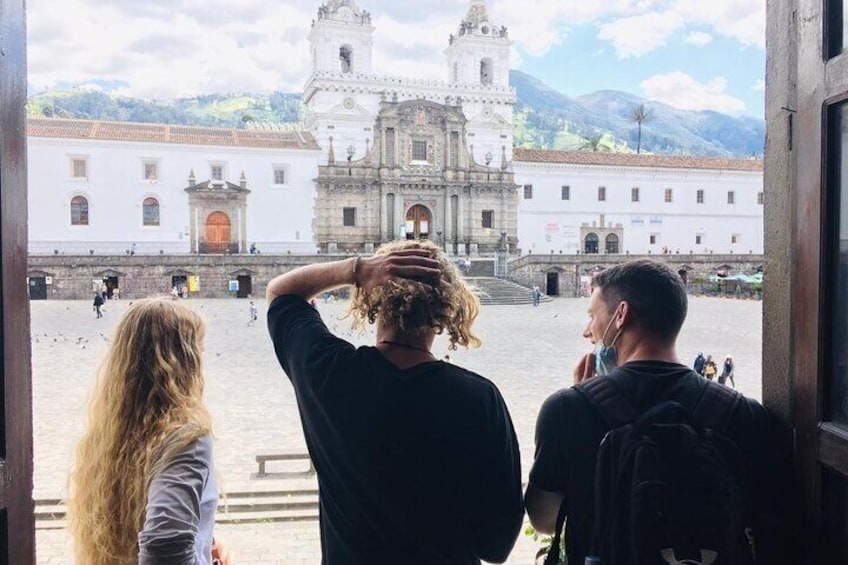 Gastronomic and Cultural Walking Tour of Quito with Tastings