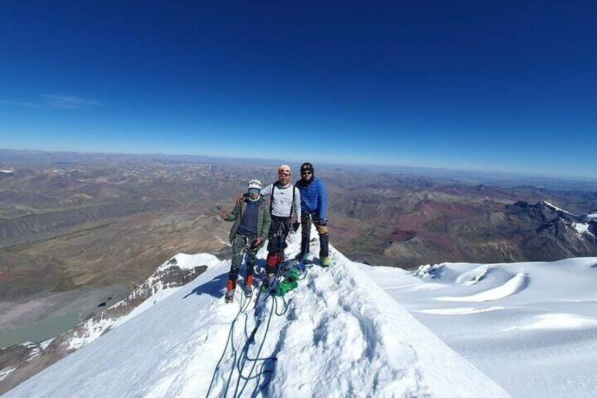 Climbing Ausangate in 6 Days Adventure Tour