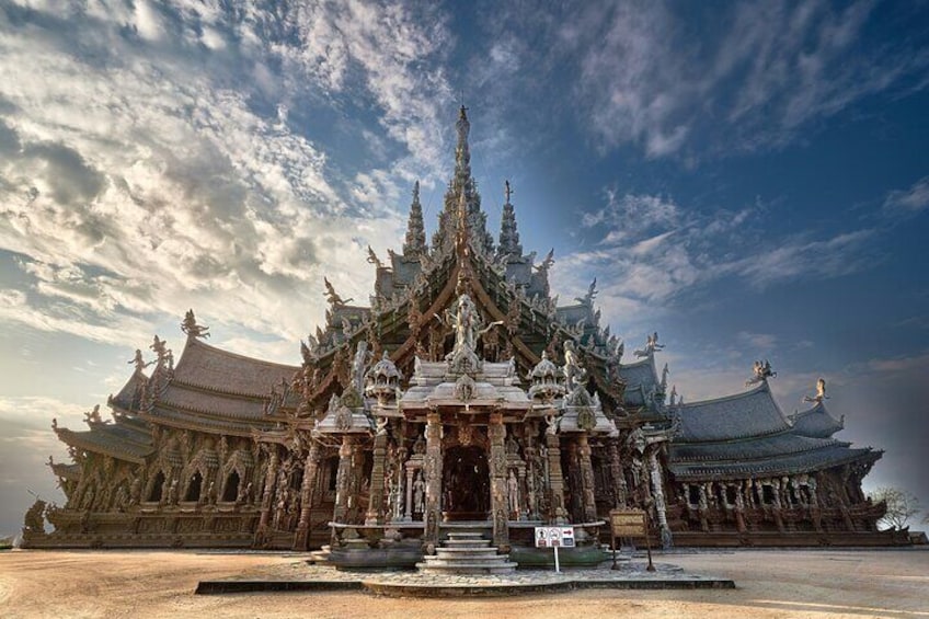 Sanctuary of Truth, Pattaya