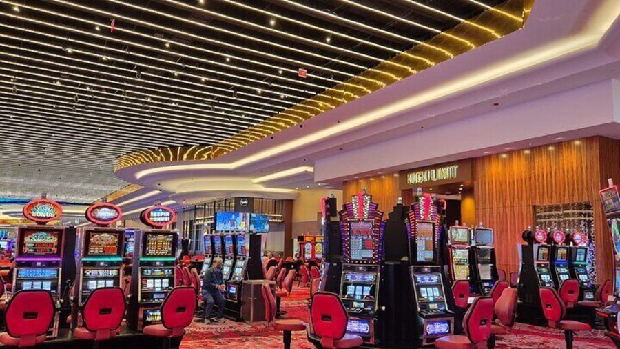 Glittering excitement at Casino Hotel!