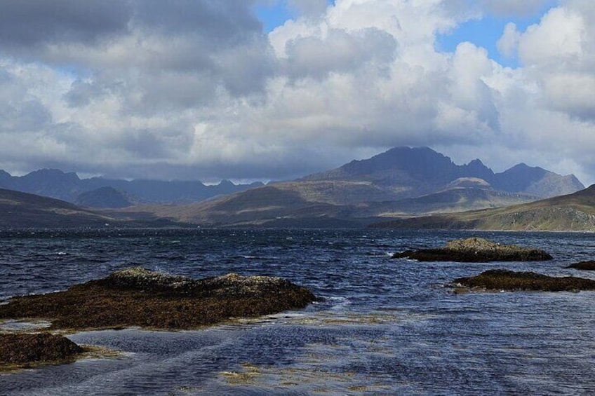 Private 3 Day Tour of Skye in a Luxury Mercedes Minivan