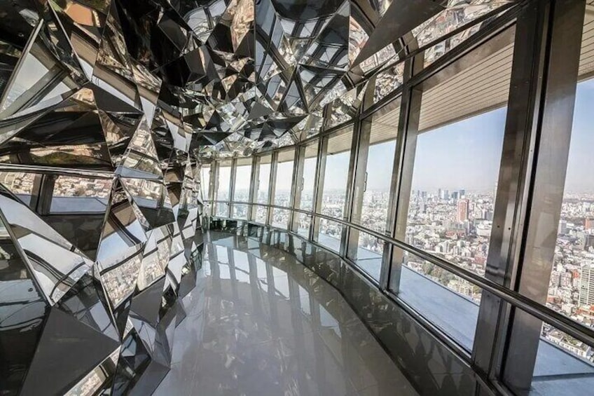 tokyo tower observation deck