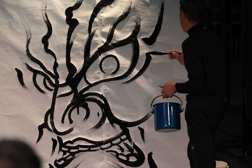 Experience a Nebuta artist's live painting